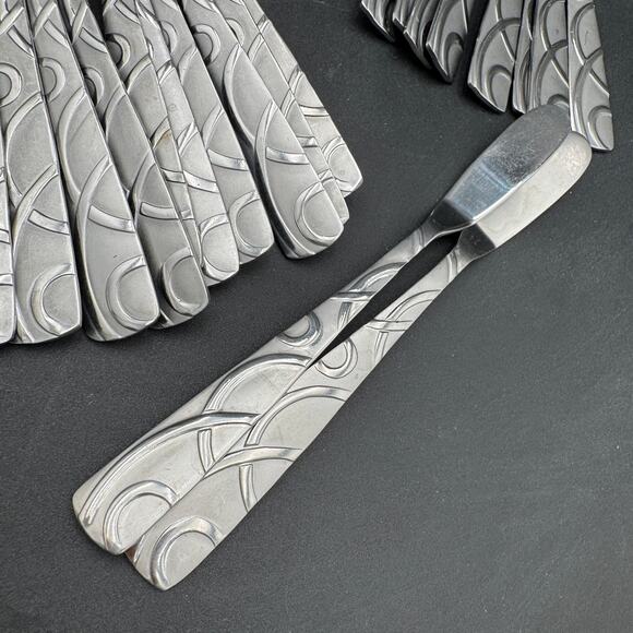 56 Pieces Cambridge Conquest Circles Stainless Flatware - Picture 3 of 8